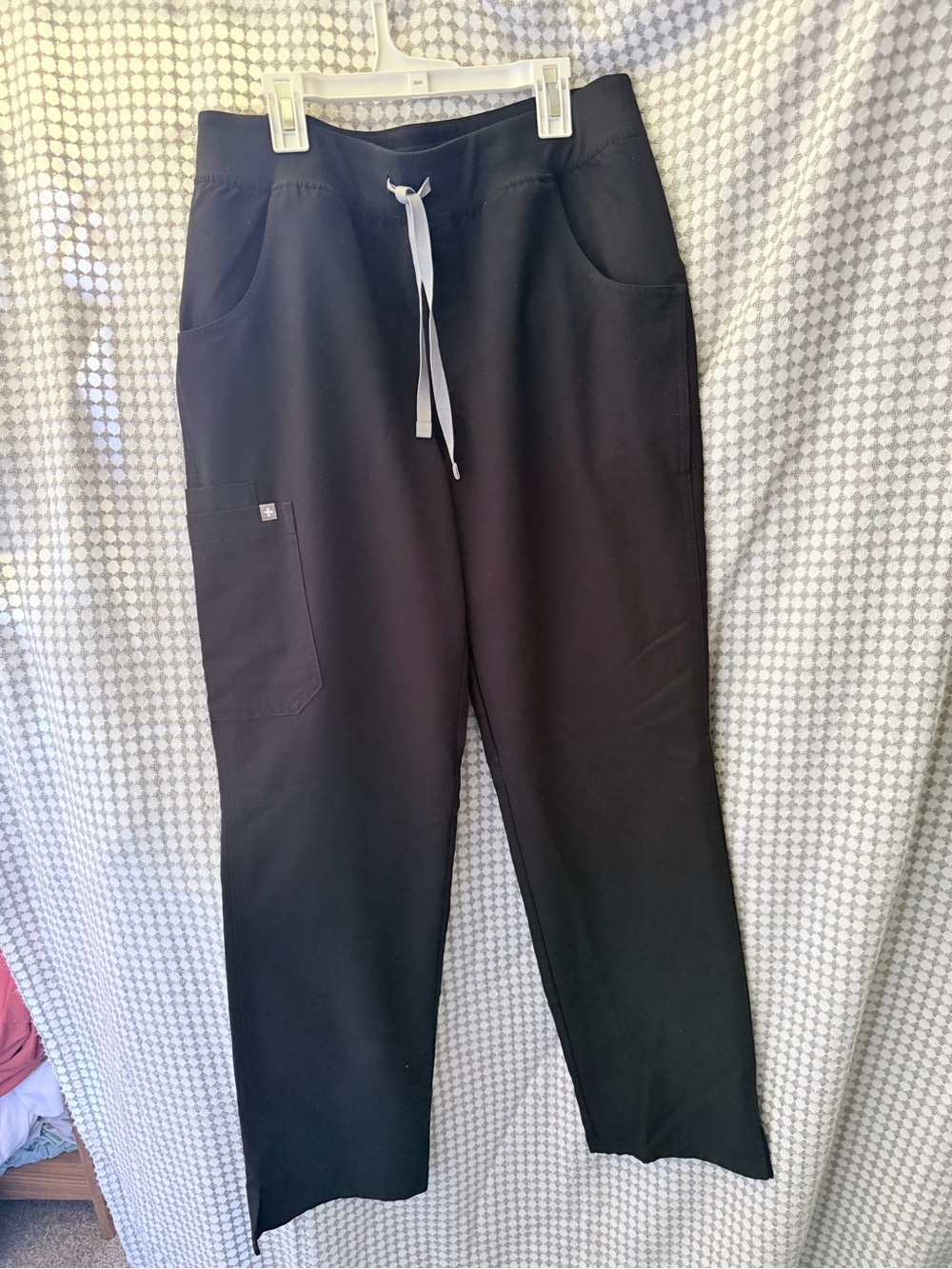 Figs Women's Black Straight-Leg Scrub Pants with grey Drawstring